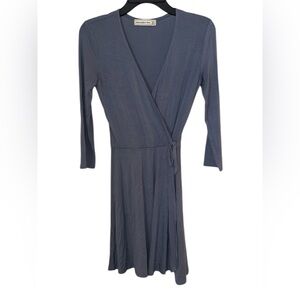 A&F XS Women's Gray Knit V-Neck Wrap Dress 3/4 Sleeve Fit & Flare Preppy sexy